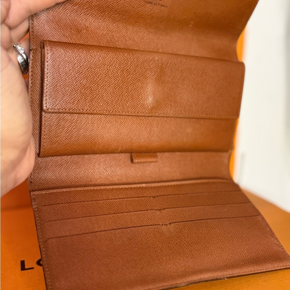 Louis Vuitton Monogram Sarah Wallet Brown Canvas Clutch - Picture 10 of 14